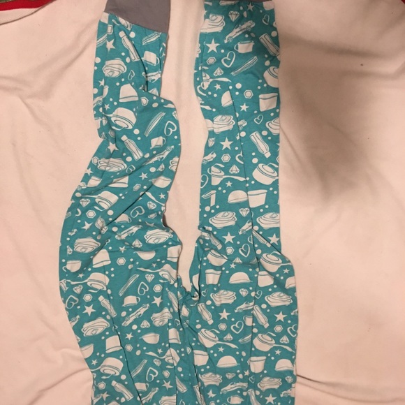 Tupperware pjs - Picture 5 of 7